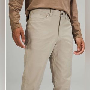 Lululemon ABC Slim-Fit Pant 34" *Utilitech
Raw Linen Size 31